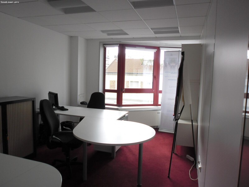 Bureau Indépendant à Sous Louer 92