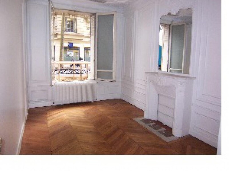 Local 70 m2 4 bureaux PARIS 16