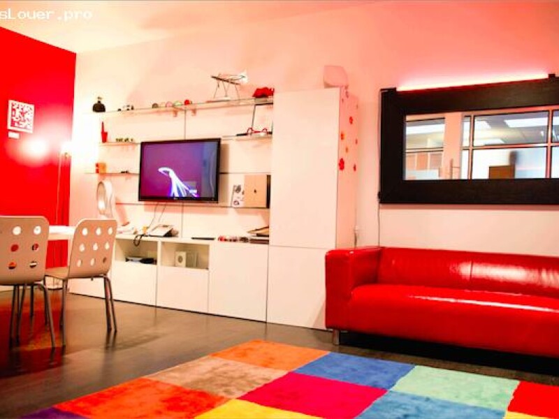Sous-location bureaux fermés et lumineux à Levallois / dispo immédiate
